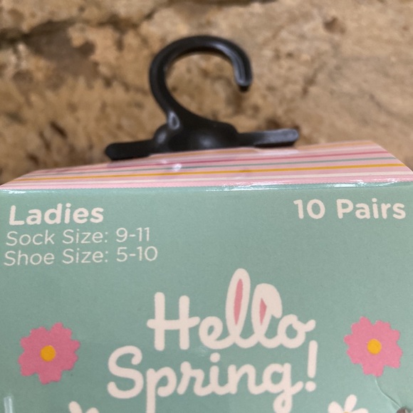 NWT HELLO SPRING WOMEN’S LOW CUTS - Picture 9 of 9